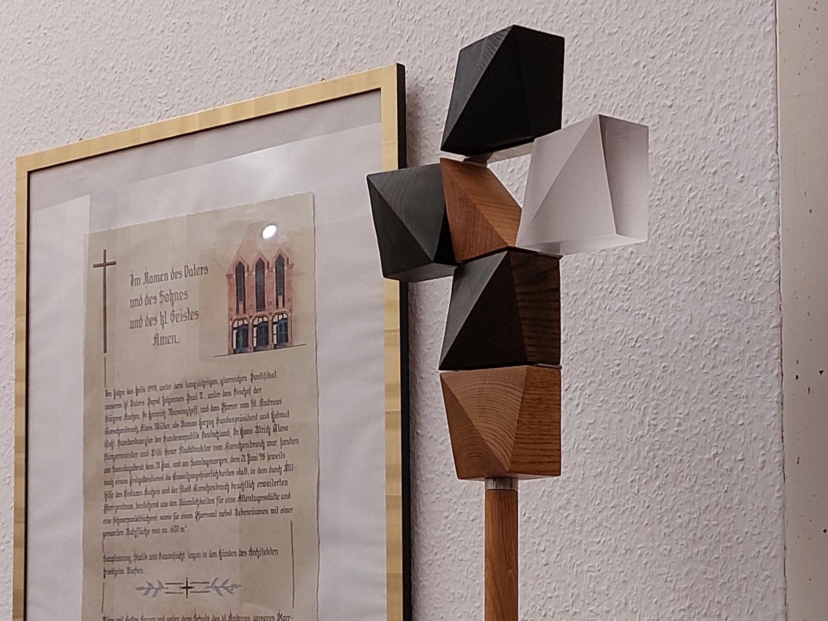 Neues Vortragekreuz für den Pastoralen Raum Korschenbroich (c) D. Rehaag Neues Vortragekreuz für den Pastoralen Raum Korschenbroich